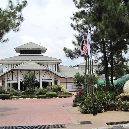 Berjaya Hills Golf & Country Club Hotel Bukit Tinggi Ngoại thất bức ảnh